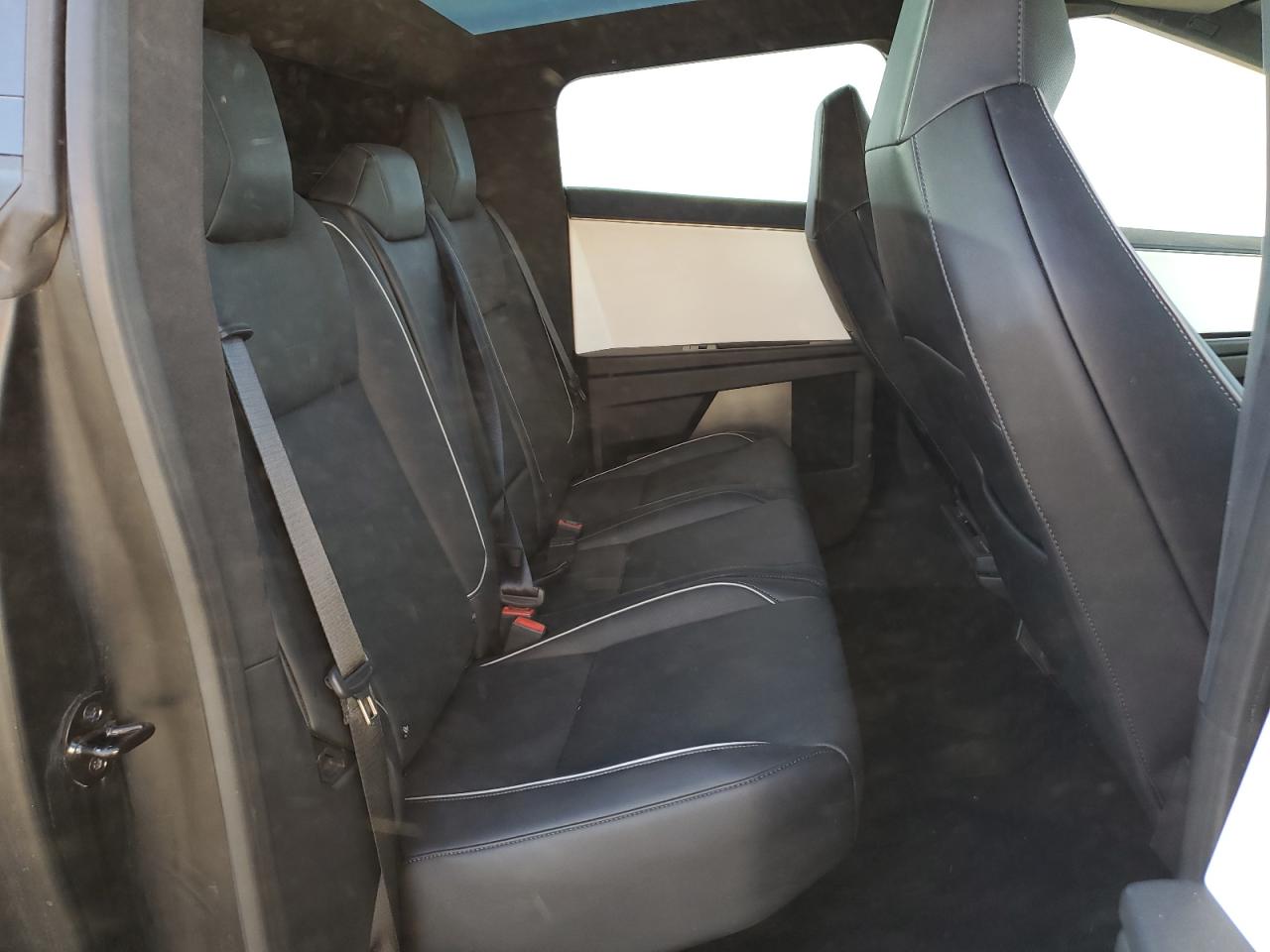 2024 Tesla Cybertruck VIN: 7G2CEHED5RA012985 Lot: 80117095