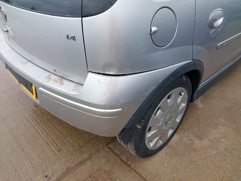 2006 VAUXHALL CORSA DESIGN 16V AUTO 