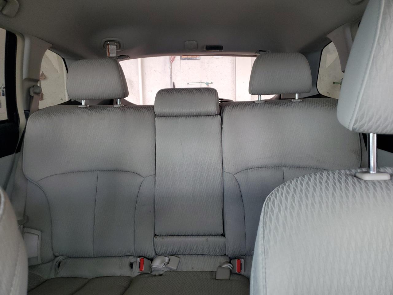 2010 Subaru Outback 2.5I Premium VIN: 4S4BRBBC1A3381192 Lot: 83978165