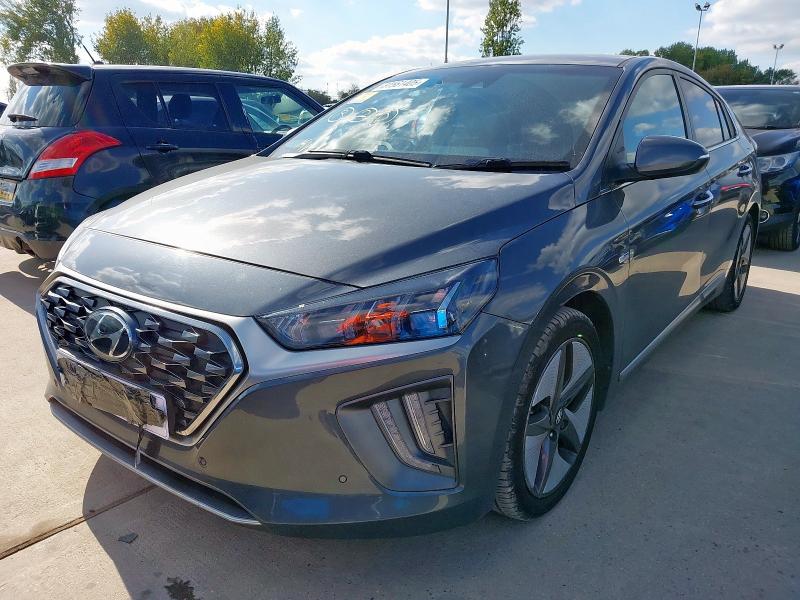 2020 HYUNDAI IONIQ 1.6 GDI HYBRID PREMIUM SE 5DR DCT for sale at Copart SANDY