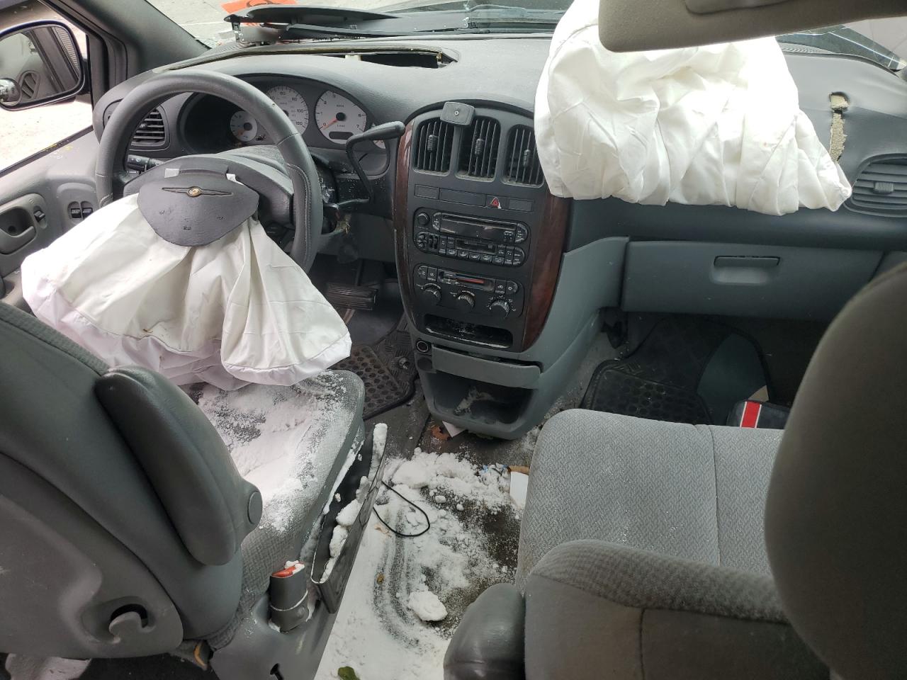 2004 Chrysler Town-Count VIN: 2C4GP44R74R507807 Lot: 71264045