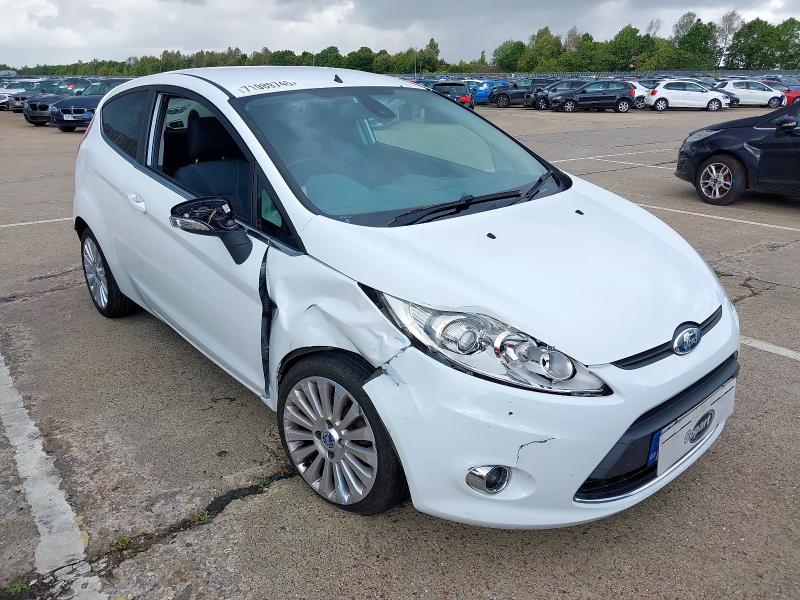 2010 FORD FIESTA TITANIUM 