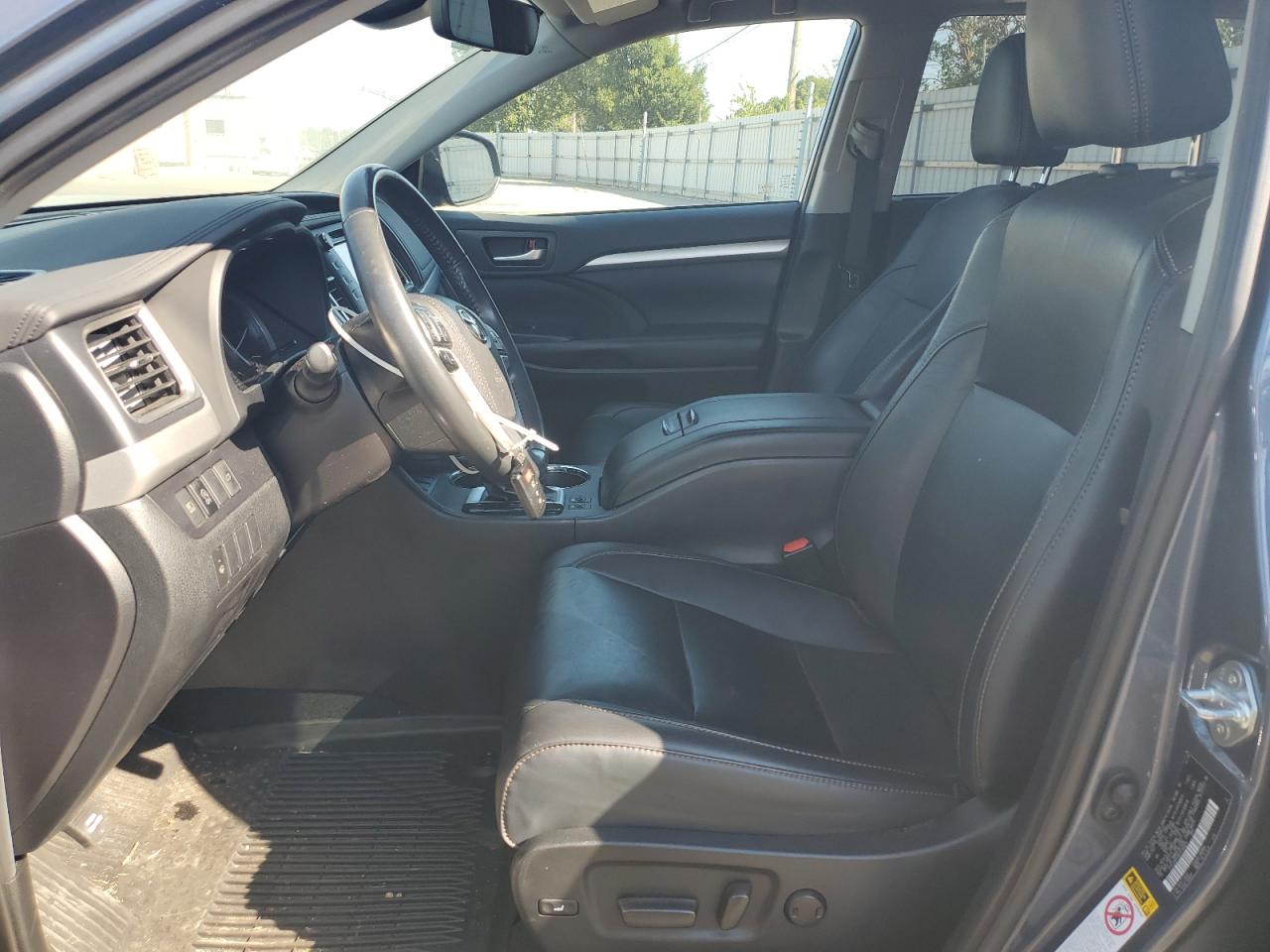 2019 Toyota Highlander Se VIN: 5TDJZRFH4KS746625 Lot: 80574685