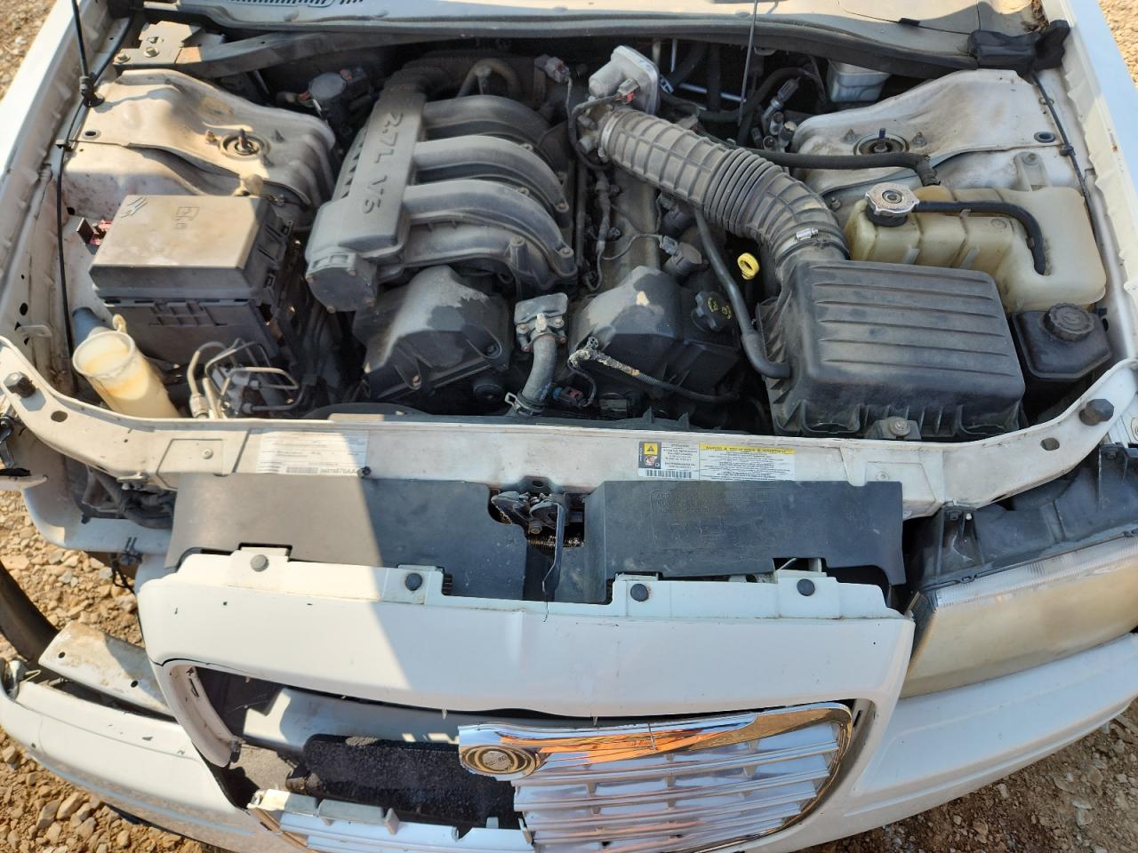 2008 Chrysler 300 Lx VIN: 2C3KA43R68H189661 Lot: 71284345