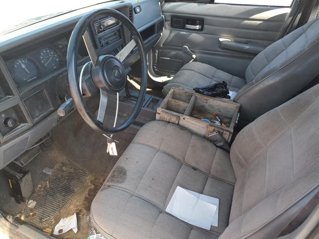 1993 Jeep Cherokee VIN: 1J4FT28S9PL580550 Lot: 81212275