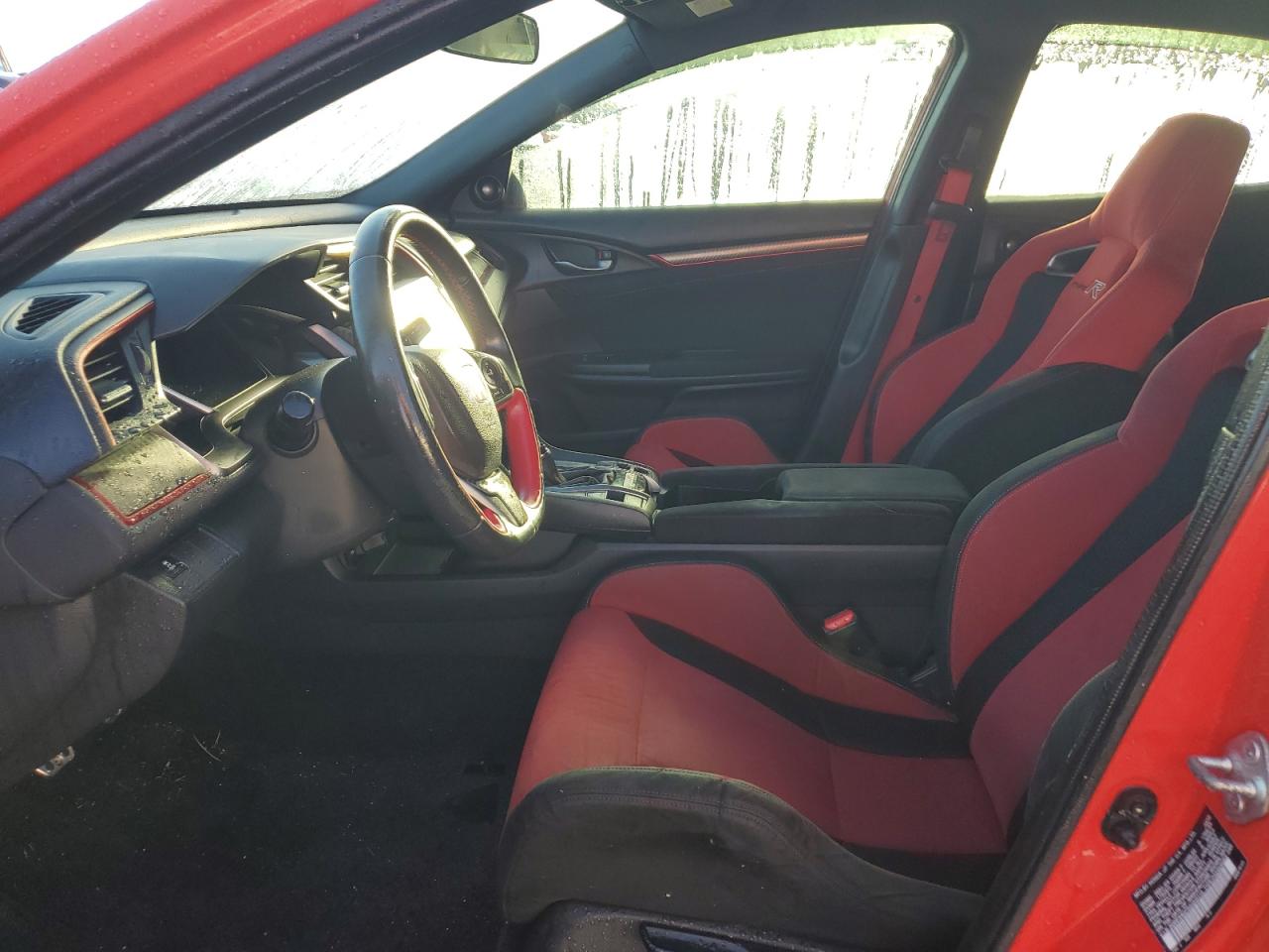 2018 Honda Civic Type-R Touring VIN: SHHFK8G73JU202113 Lot: 81071505