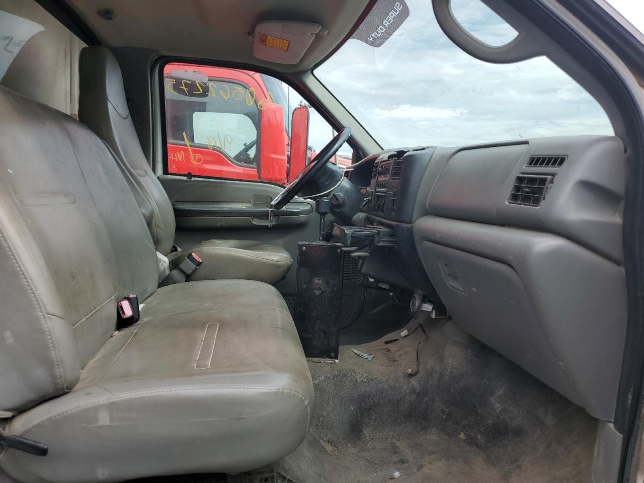 2008 Ford F750 Super Duty VIN: 3FRXF75T98V083295 Lot: 80562275