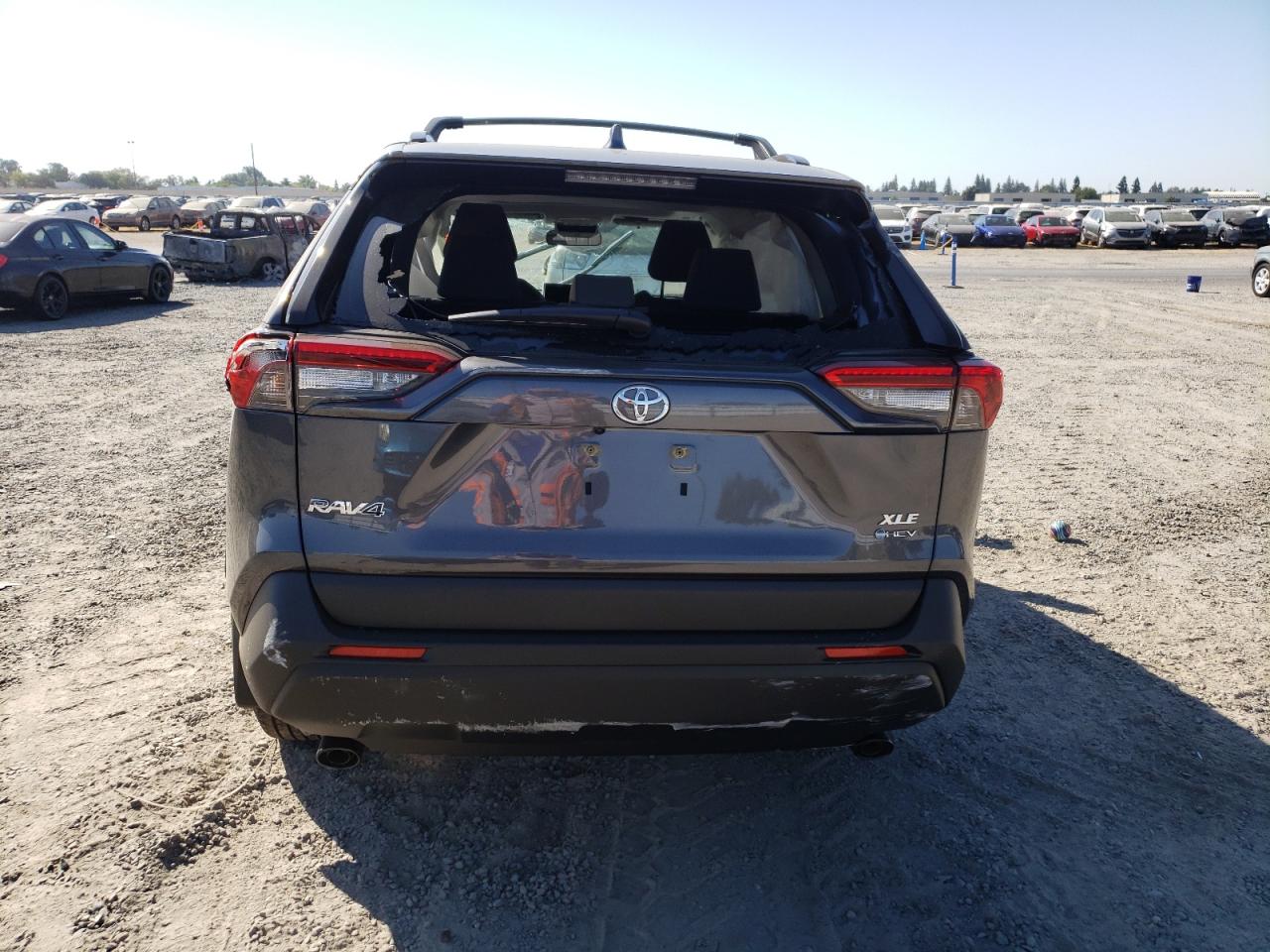 2025 Toyota Rav4 Xle VIN: JTMRWRFV2SJ076104 Lot: 81655735