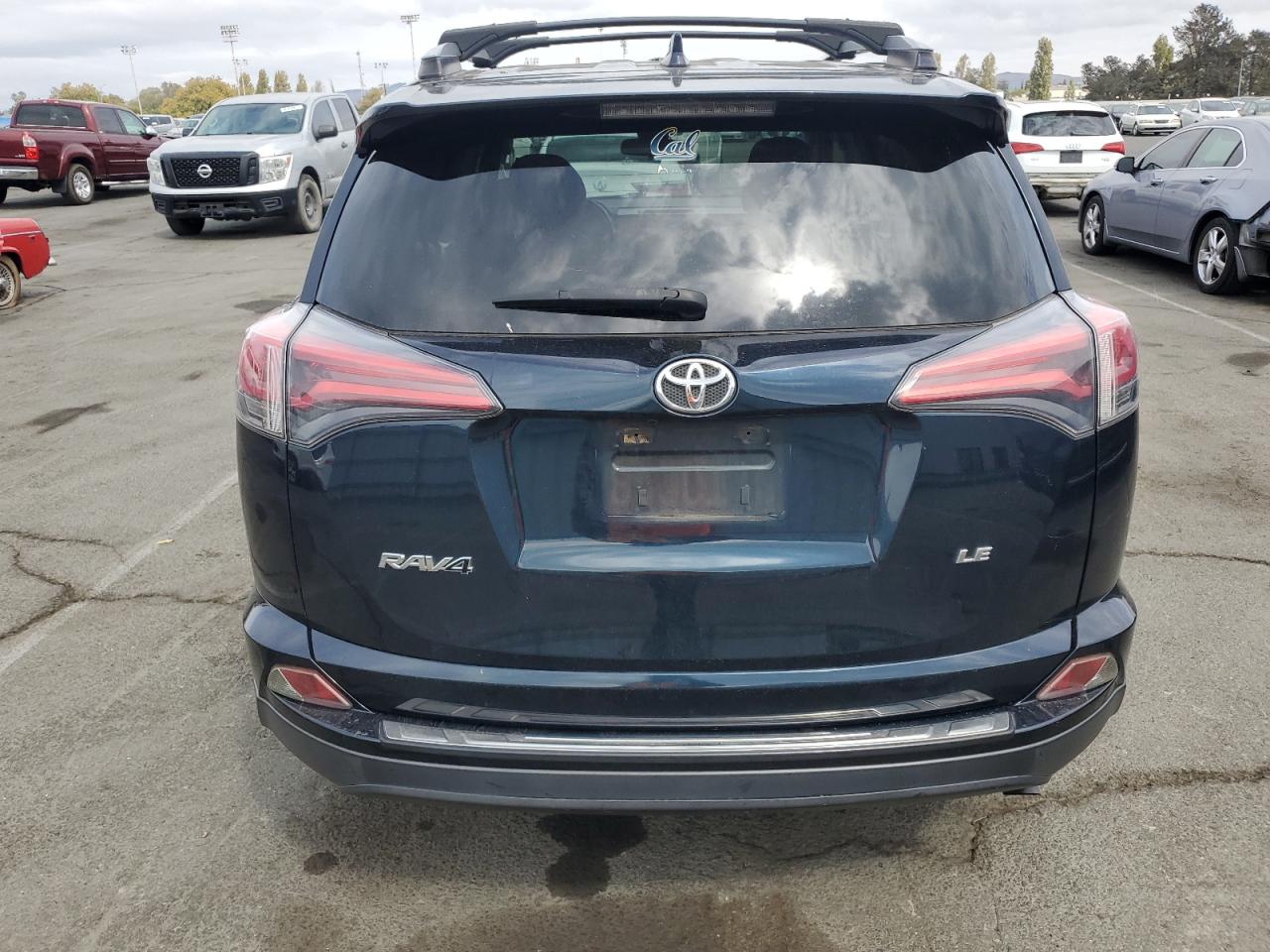 2017 Toyota Rav4 Le VIN: JTMZFREV1HJ142376 Lot: 81909215