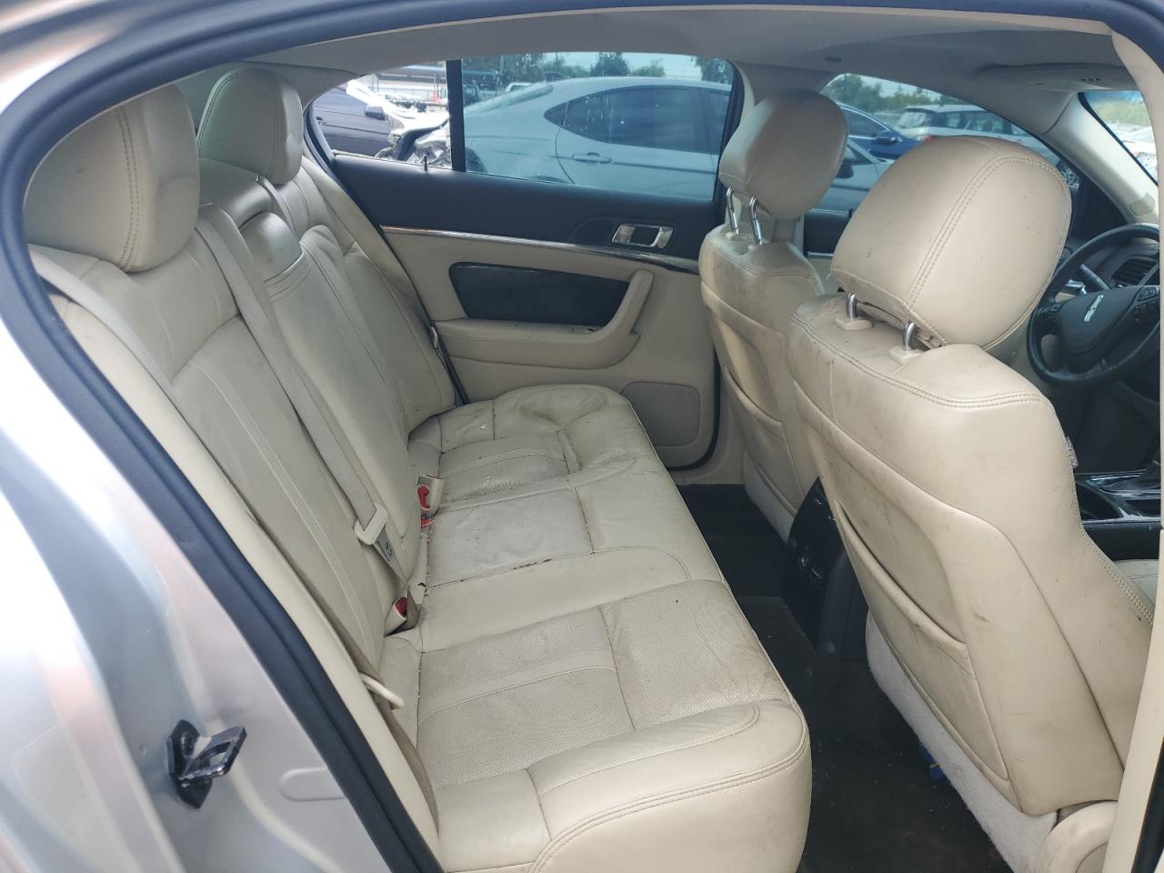 2013 Lincoln Mks VIN: 1LNHL9FT8DG618336 Lot: 81644005