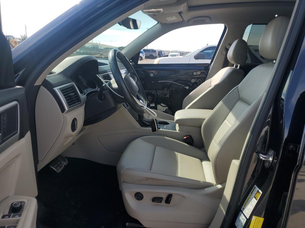 2021 Volkswagen Atlas Se VIN: 1V2PR2CA4MC564841 Lot: 81966075