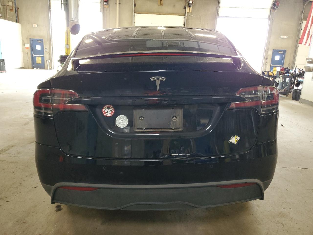 2022 Tesla Model X VIN: 7SAXCBE59NF355931 Lot: 81240055