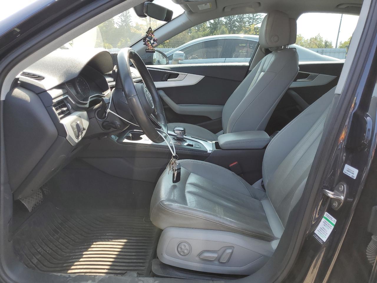 2018 Audi A4 Komfort VIN: WAUANAF45JA136008 Lot: 70957575