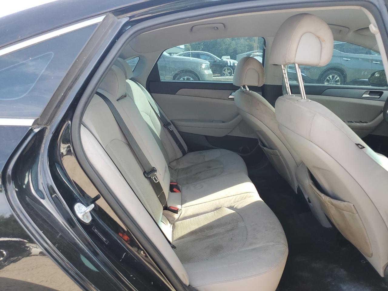 2015 Hyundai Sonata Se VIN: 5NPE24AFXFH010802 Lot: 80144355
