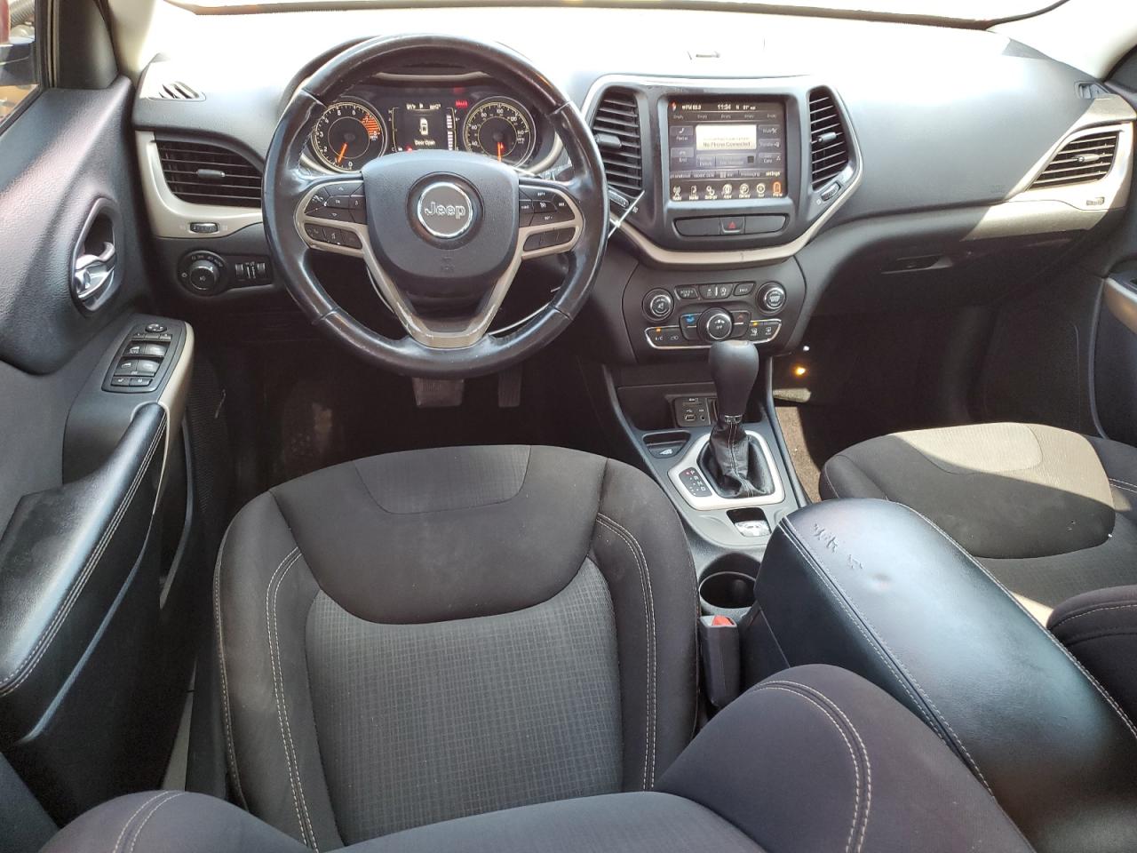 2017 Jeep Cherokee Latitude VIN: 1C4PJLCS5HD218790 Lot: 83855425