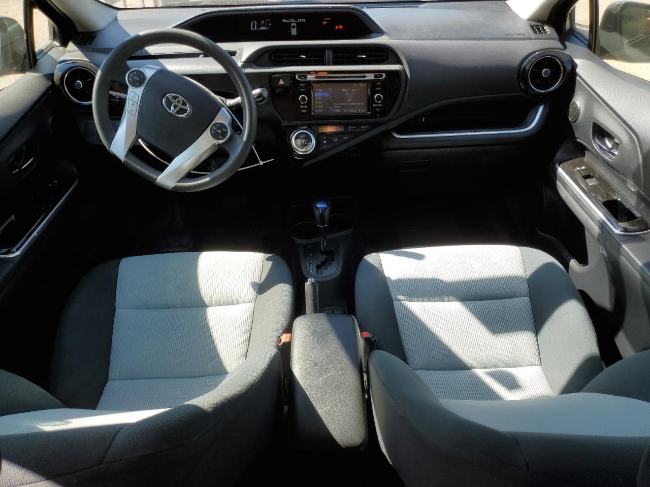 2016 Toyota Prius C VIN: JTDKDTB37G1126592 Lot: 83773155