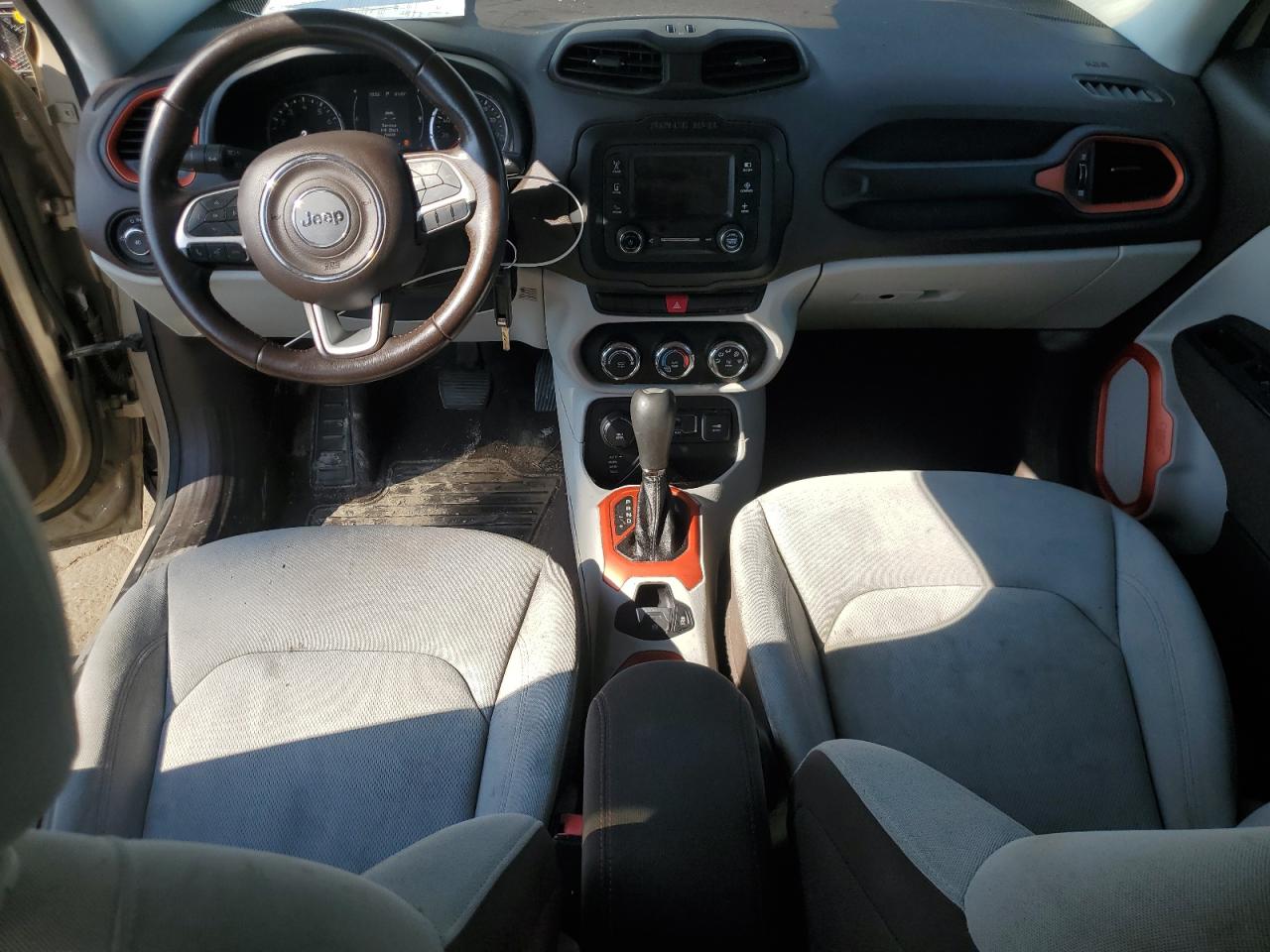 2015 Jeep Renegade Latitude VIN: ZACCJBBT4FPB45719 Lot: 80745695