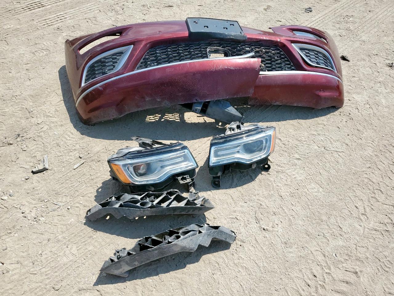 2017 Jeep Grand Cherokee Summit VIN: 1C4RJFJTXHC939974 Lot: 80888415