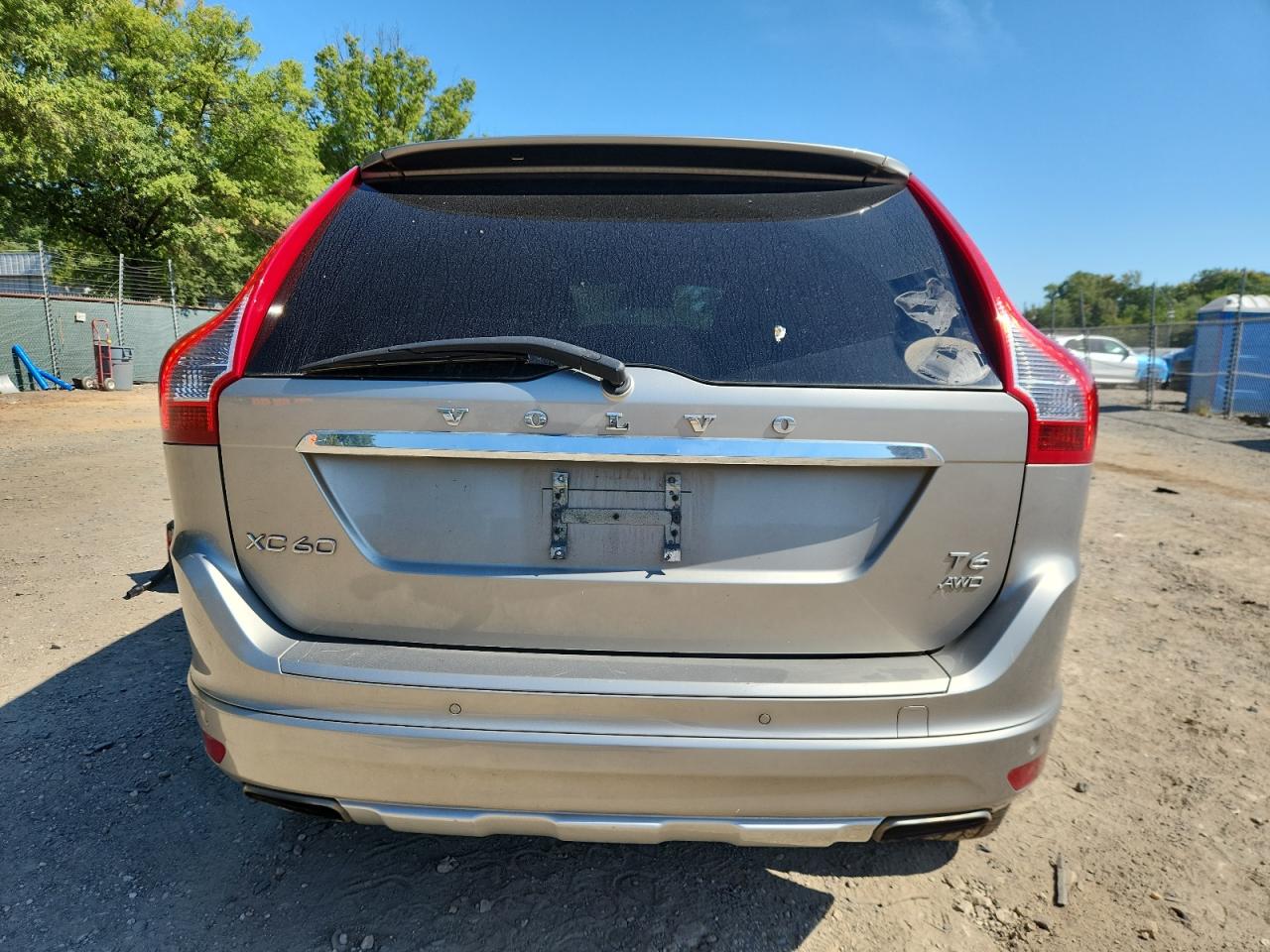 2015 Volvo Xc60 T6 Premier VIN: YV4902RBXF2623241 Lot: 71238275