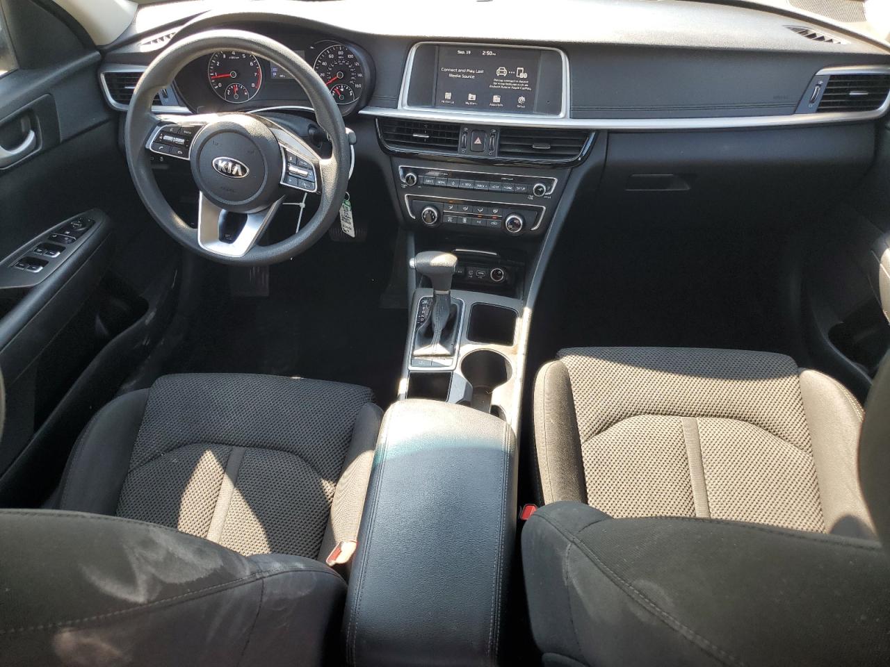 2019 Kia Optima Lx VIN: 5XXGT4L38KG342090 Lot: 81298305