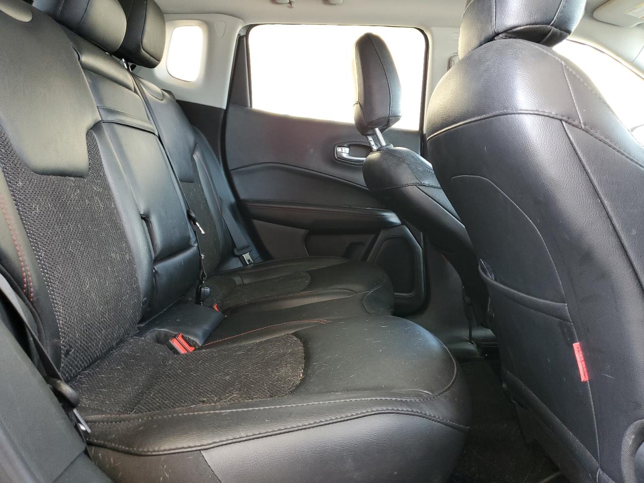 2019 Jeep Compass Trailhawk VIN: 3C4NJDDB5KT667948 Lot: 70371395