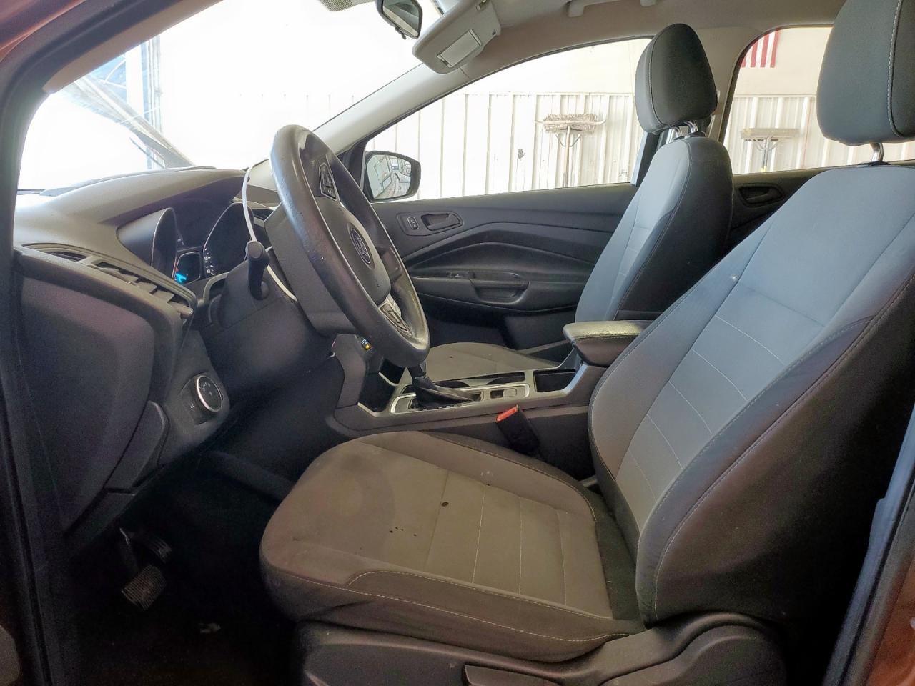 2017 Ford Escape S VIN: 1FMCU0F7XHUE04218 Lot: 71748885