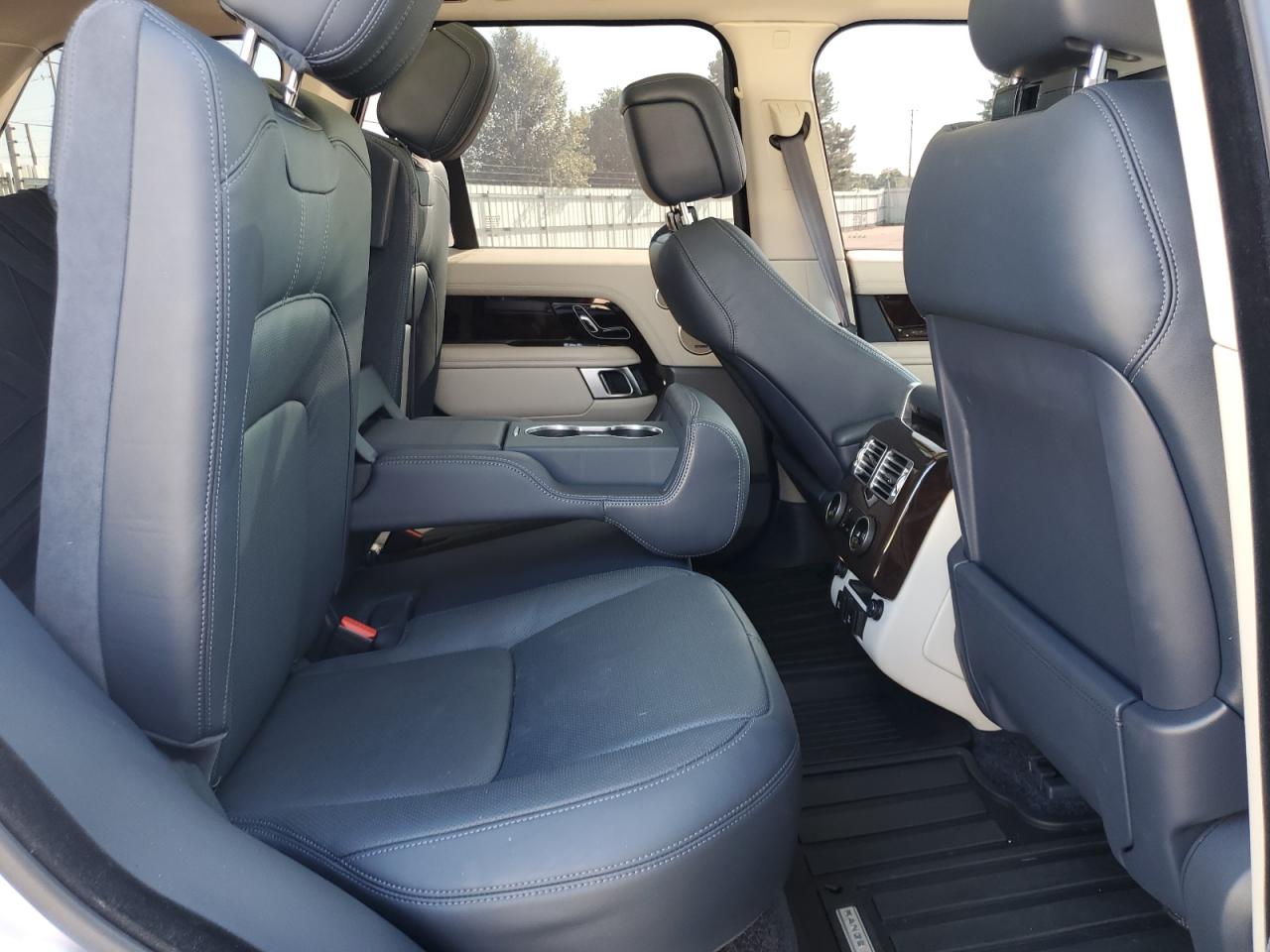 2020 Land Rover Range Rover Hse VIN: SALGS2RU2LA586525 Lot: 80400335