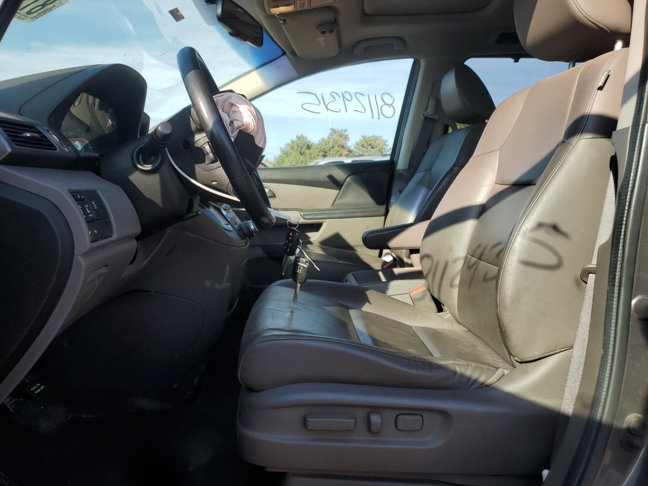 2012 Honda Odyssey Touring VIN: 5FNRL5H95CB112135 Lot: 81129315