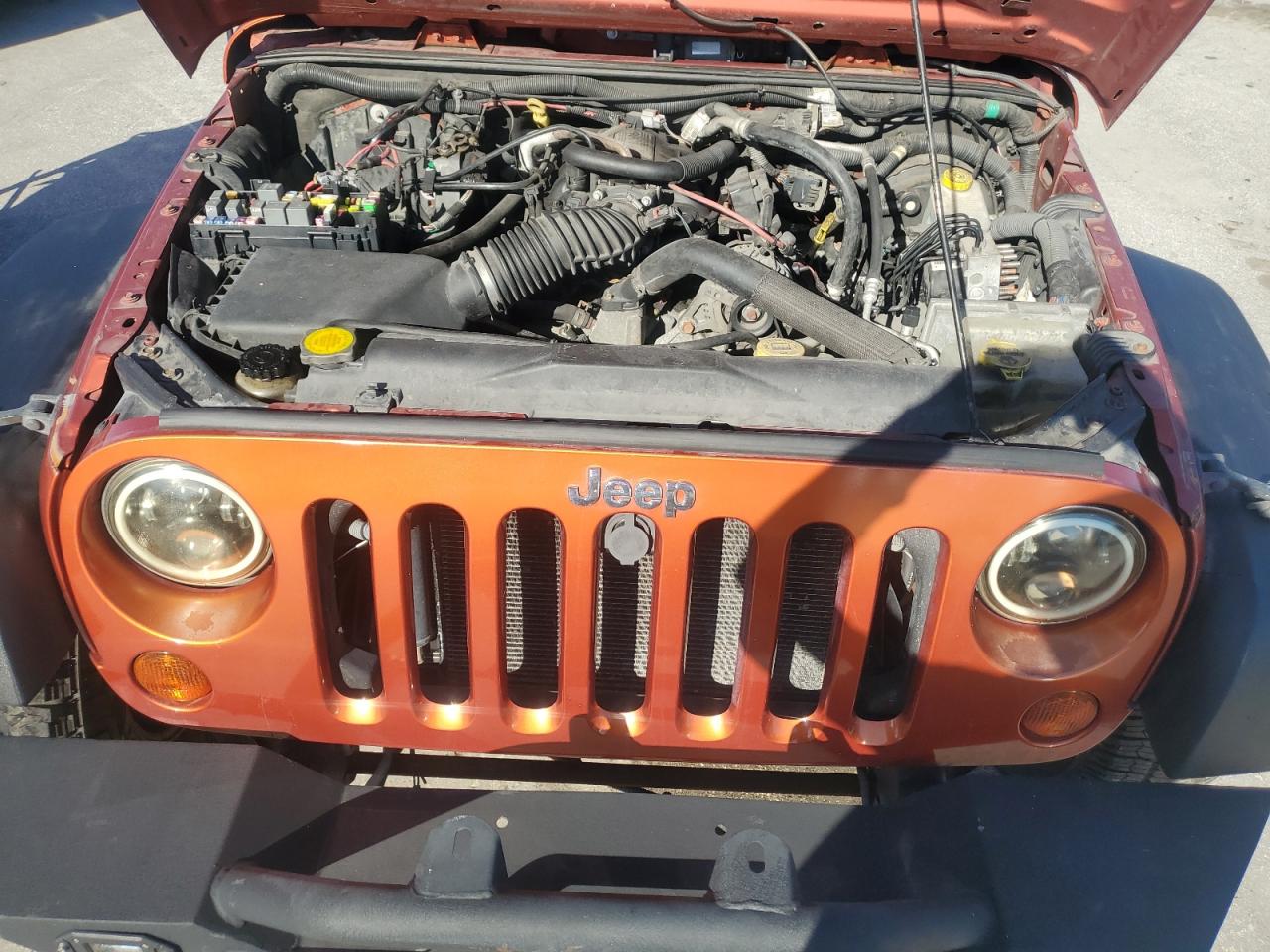 2009 Jeep Wrangler Unlimited X VIN: 1J4GB39189L749494 Lot: 83835245