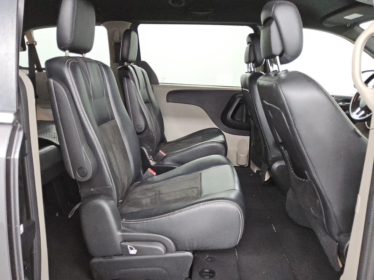 2019 Dodge Grand Caravan Sxt VIN: 2C4RDGCG3KR688632 Lot: 82140895