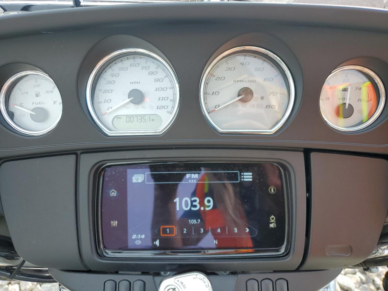 2022 Harley Davidson Flhx 7 Street Glide VIN: 1HD1KBC16NB630470 Lot: 81309365