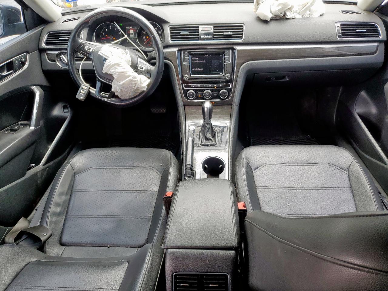 2018 Volkswagen Passat Se VIN: 1VWBA7A36JC052172 Lot: 80682325