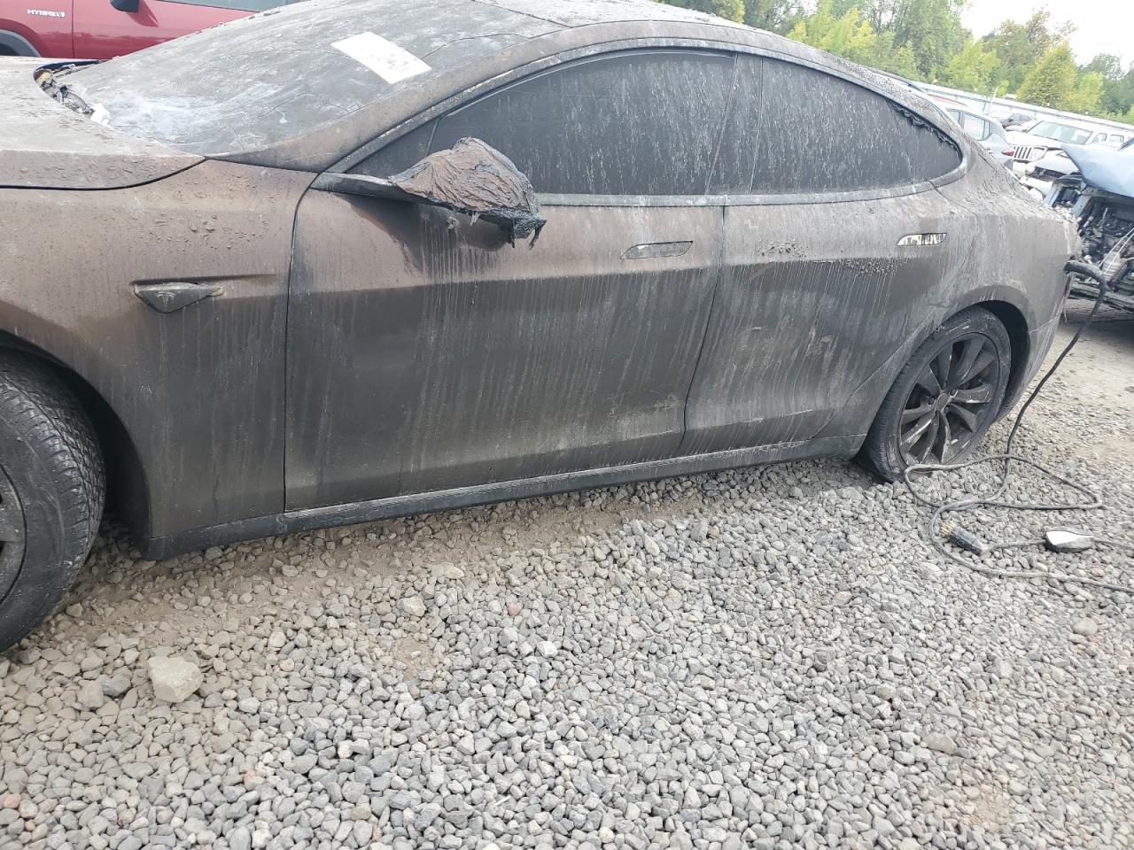 2015 Tesla Model S 85D VIN: 5YJSA4H27FF085786 Lot: 71270645