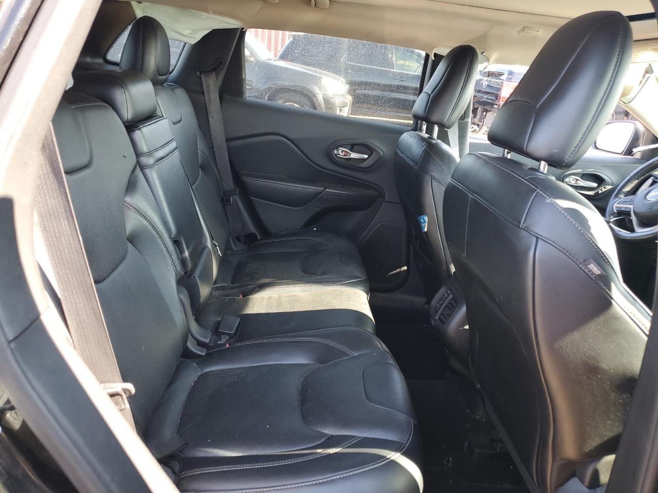 2015 Jeep Cherokee Limited VIN: 1C4PJLDS4FW598222 Lot: 70142665