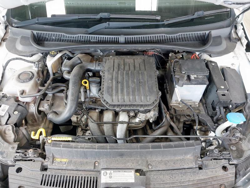 2018 VOLKSWAGEN POLO SE