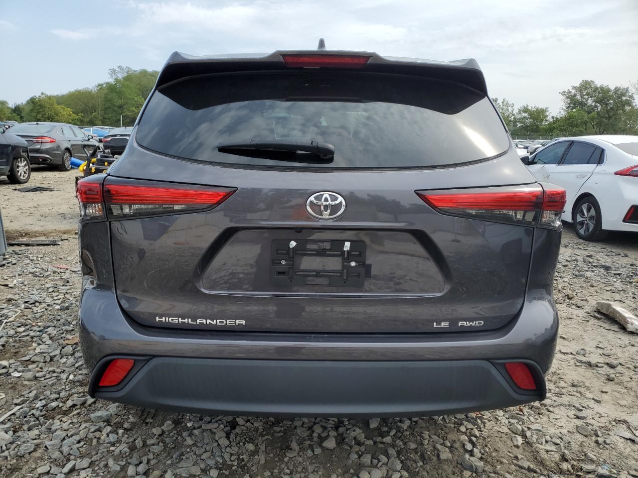 2021 Toyota Highlander L VIN: 5TDBZRBHXMS116136 Lot: 83849595