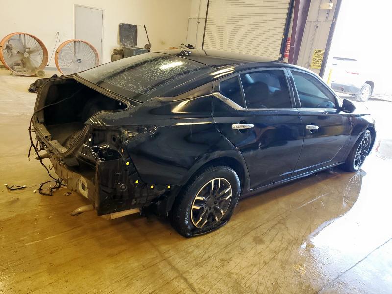 NISSAN ALTIMA 2019 Черный