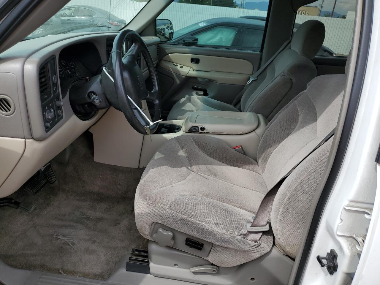 2002 GMC Yukon VIN: 1GKEC13T82R280343 Lot: 81308235