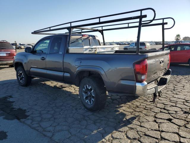  TOYOTA TACOMA 2018 Серый