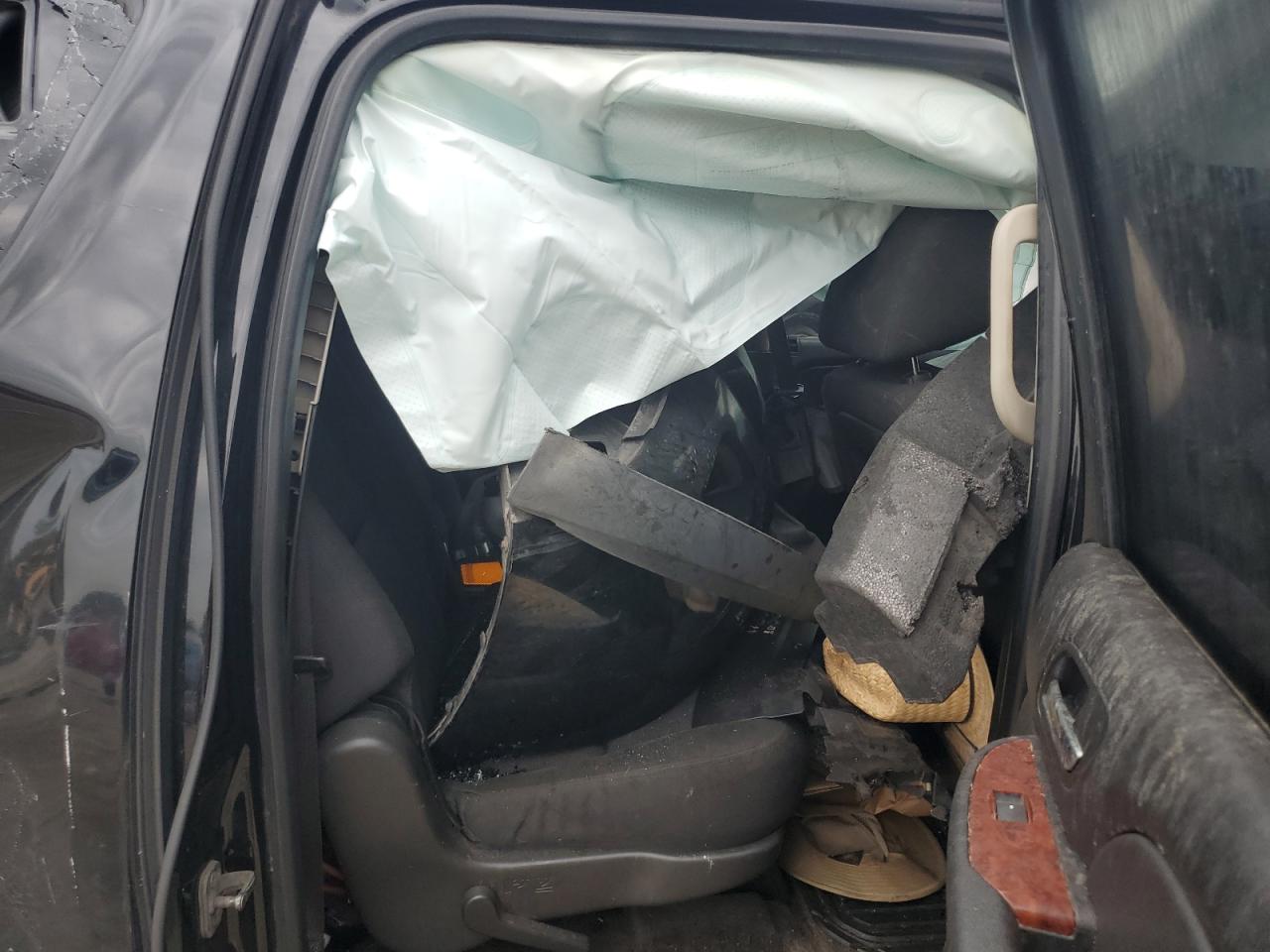 2012 Chevrolet Suburban K1500 Ls VIN: 1GNSKHE79CR323798 Lot: 82119715