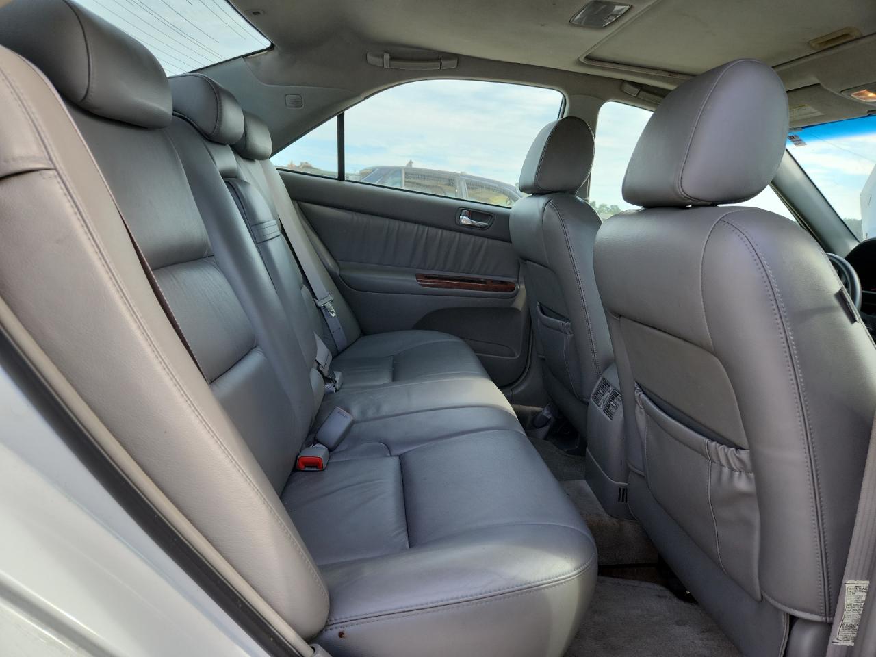 2005 Toyota Camry Le VIN: 4T1BF30K75U092228 Lot: 71008545