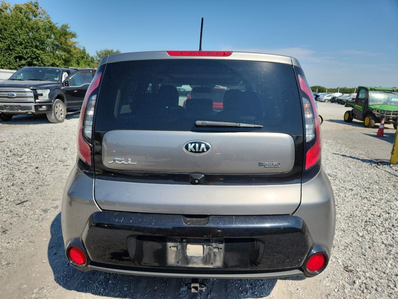 2016 Kia Soul + VIN: KNDJP3A52G7281943 Lot: 80508975