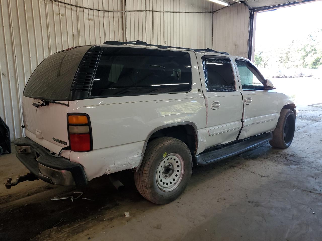 2005 Chevrolet Suburban K1500 VIN: 3GNFK16Z15G223559 Lot: 81570595