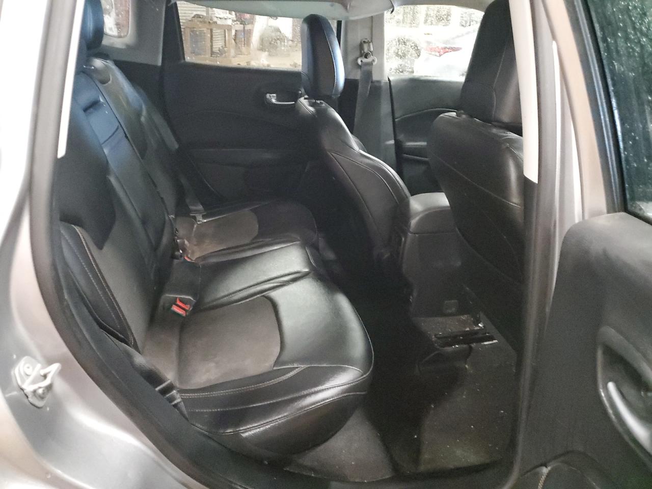 2018 Jeep Compass Latitude VIN: 3C4NJDBB1JT179453 Lot: 71779565