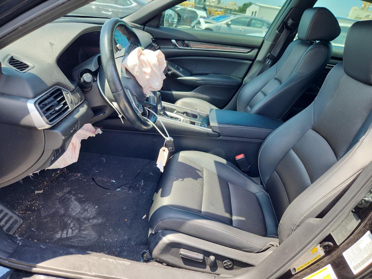 2022 Honda Accord Sport VIN: 1HGCV1F37NA048233 Lot: 71700525