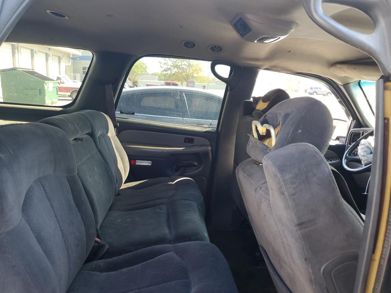 2000 Chevrolet Tahoe K1500 VIN: 1GNEK13T7YJ127952 Lot: 80146035