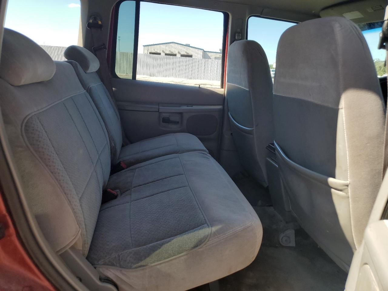 1998 Mercury Mountaineer VIN: 4M2ZU55PXWUJ40471 Lot: 84384285