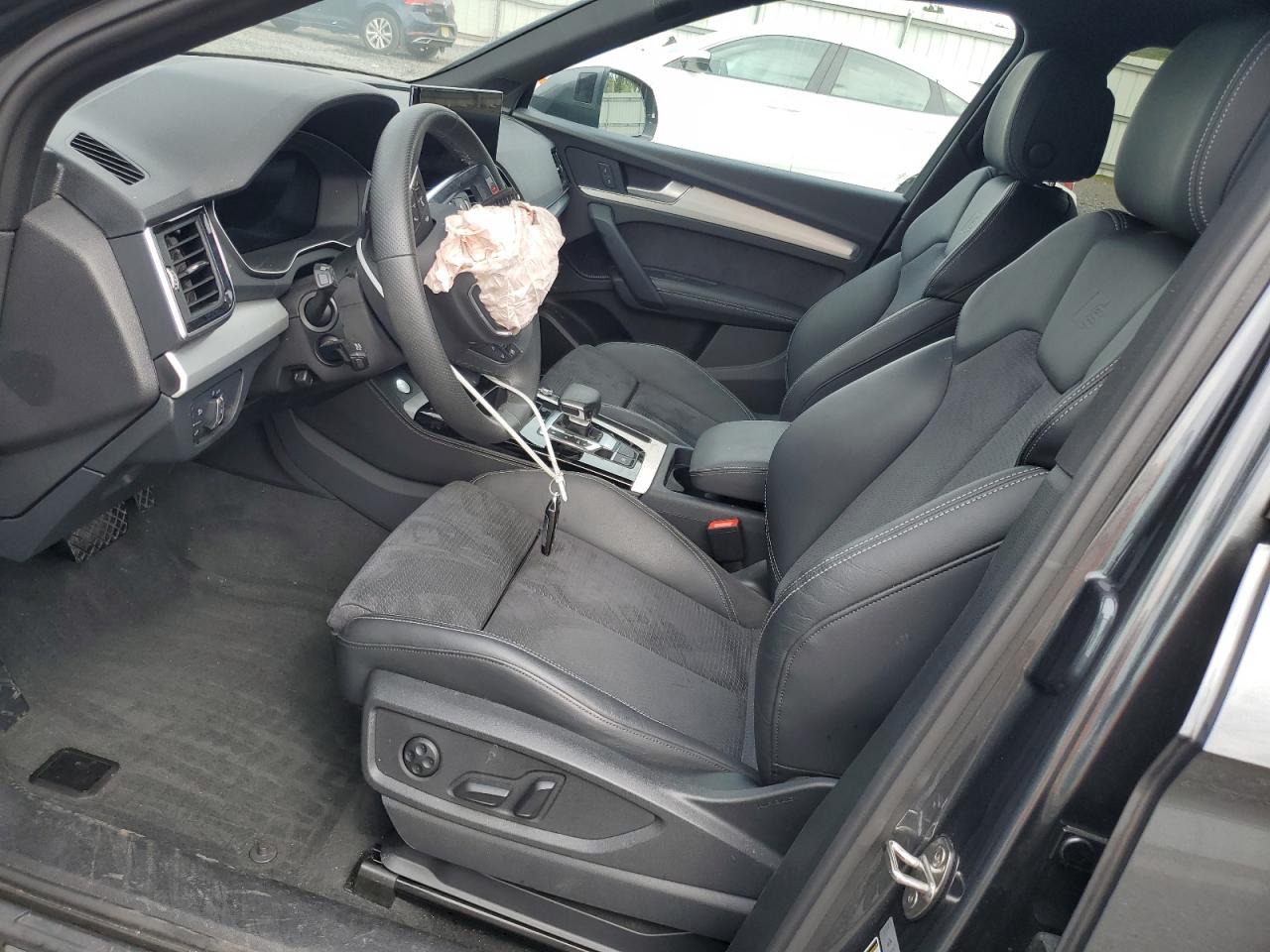 2024 Audi Q5 E Premium Plus 55 VIN: WA1E2AFY8R2111832 Lot: 80900545