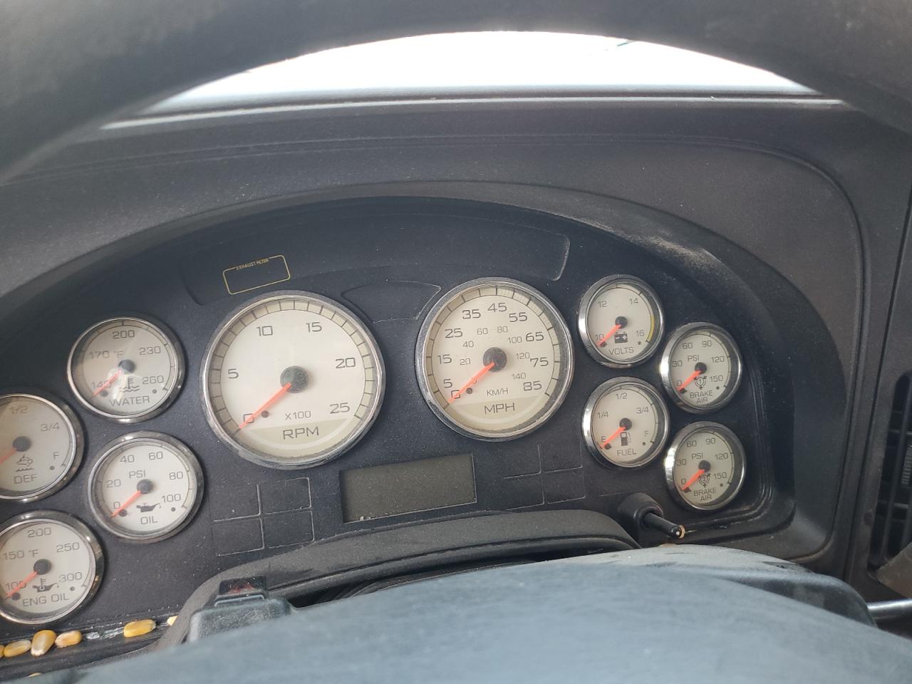 2017 International Prostar Semi Truck VIN: 3HSDJAPR0HN158292 Lot: 80693665