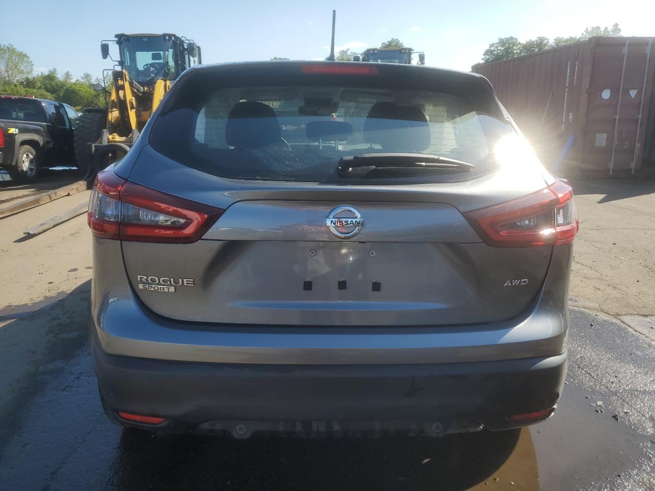 2022 Nissan Rogue Sport S VIN: JN1BJ1AW2NW471217 Lot: 71167245